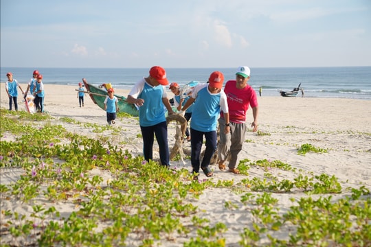 Chung tay bảo vệ môi trường biển