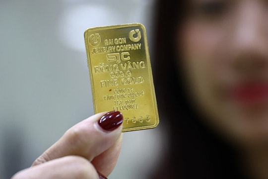 Giá vàng hôm nay 8/10/2025: Giá vàng nhẫn, vàng miếng cập nhật mới nhất