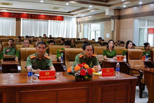 Khai giảng khóa cao cấp lý luận chính trị hệ không tập trung