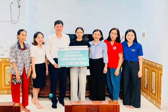 Mặt trận đồng hành với người dân khó khăn