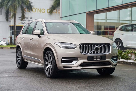 Giá xe Volvo mới nhất tháng 10/2025: Tiếp tục bình ổn so với tháng 9