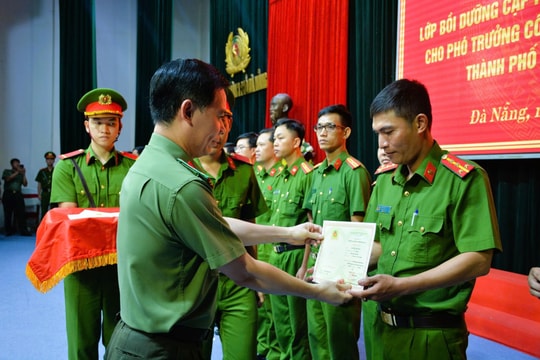 Hơn 100 phó trưởng công an cấp xã, phường hoàn thành khóa cập nhật kiến thức mới