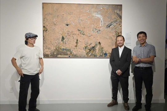 Giảng viên Trường Đại học Kiến trúc Đà Nẵng đoạt giải Đồng cuộc thi mỹ thuật UOB POY