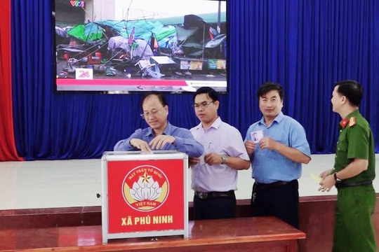 Xã Phú Ninh phát động ủng hộ đồng bào bị thiệt hại do bão số 10