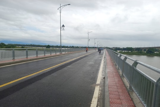 Thông xe qua cầu Câu Lâu cũ bắt đầu từ 0 giờ ngày 11/10/2025