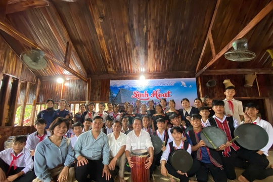 Để đại ngàn vang mãi tiếng chiêng ngân