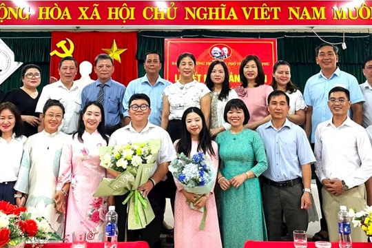 Ươm “hạt giống đỏ” từ học đường