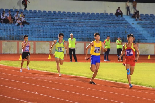 Ấn tượng Giải vô địch điền kinh trẻ quốc gia 2025