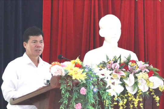 Tập huấn công tác nội chính Đảng cho cán bộ xã, phường