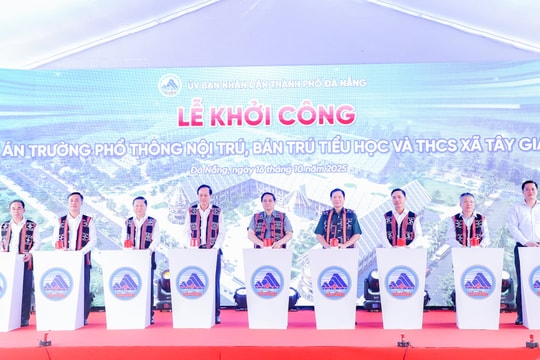 Thủ tướng Chính phủ Phạm Minh Chính dự lễ khởi công Dự án Trường phổ thông nội trú, bán trú Tiểu học và THCS xã Tây Giang (Đà Nẵng)
