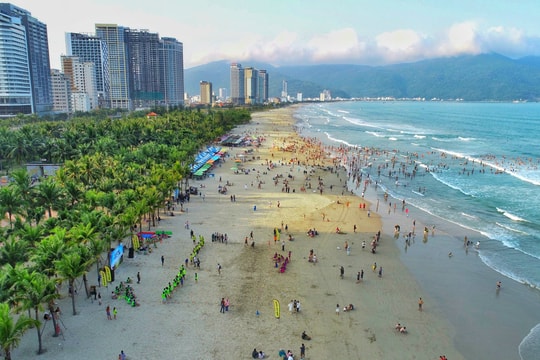 Củng cố vị thế cực tăng trưởng