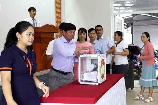 Xã Quế Phước phát động ủng hộ đồng bào miền Bắc bị thiệt hại do bão số 10