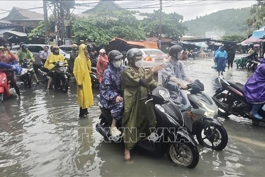 Cảnh báo mưa lớn, lũ quét và sạt lở đất tại các tỉnh miền Trung và Tây Nguyên