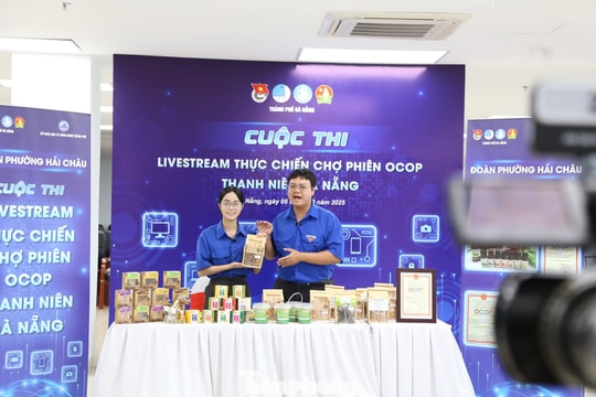 Công nghệ số mở lối tiêu thụ hàng truyền thống