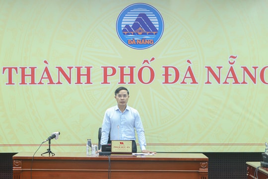 Xã Hòa Tiến giải quyết thủ tục hồ sơ hành chính đúng hạn đạt 99,35%