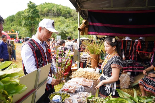 Đưa Nghị quyết Đại hội Đảng các cấp vào cuộc sống: Xã miền núi quyết tâm phát triển kinh tế bền vững