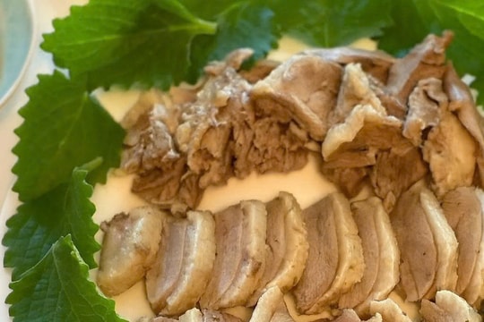 Người "Quảng bá" rau tần xứ Quảng