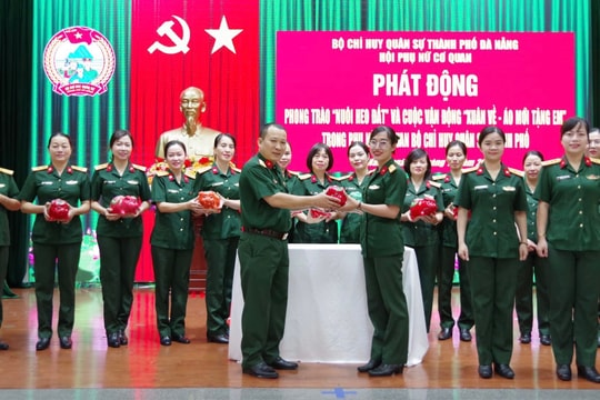 Hội Phụ nữ Bộ Chỉ huy Quân sự thành phố Đà Nẵng phát động nuôi heo đất nhân dịp 20/10