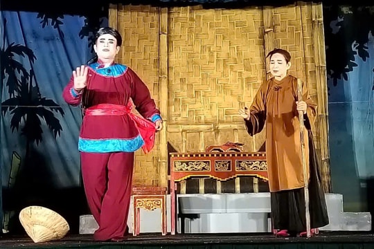 Thêm cánh cửa cho nghệ thuật biểu diễn