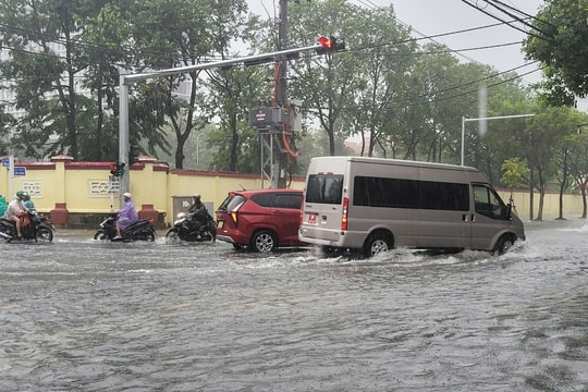 Ngành giáo dục Đà Nẵng chủ động ứng phó bão số 12