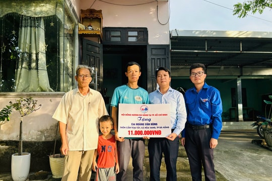 Cánh chim phương xa luôn hướng về nguồn cội