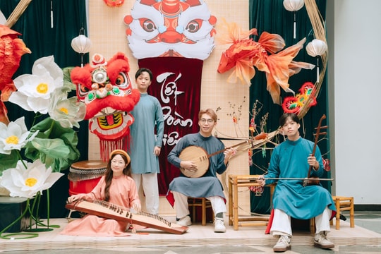 Tìm về âm nhạc truyền thống