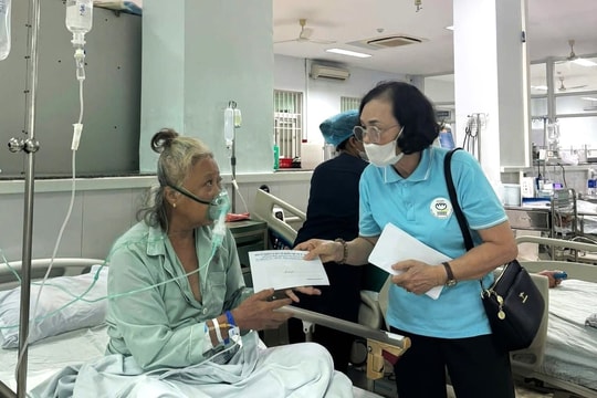 Hỗ trợ 100 triệu đồng cho bệnh nhân nghèo tại Đà Nẵng