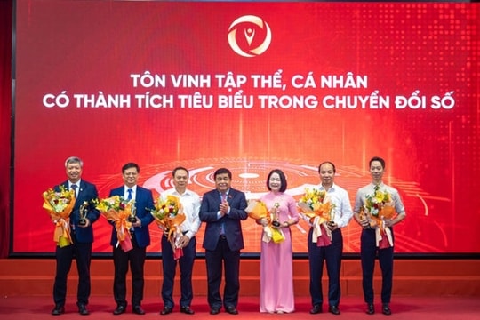 Da Nang honored as “Outstanding City in Digital Transformation for the 2020 - 2024 period”