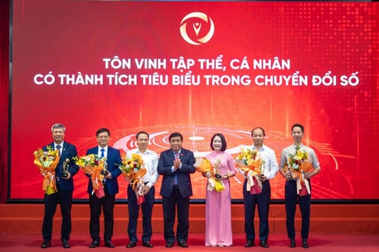 Đà Nẵng được vinh danh “Thành phố tiêu biểu về chuyển đổi số giai đoạn 2020 - 2024”