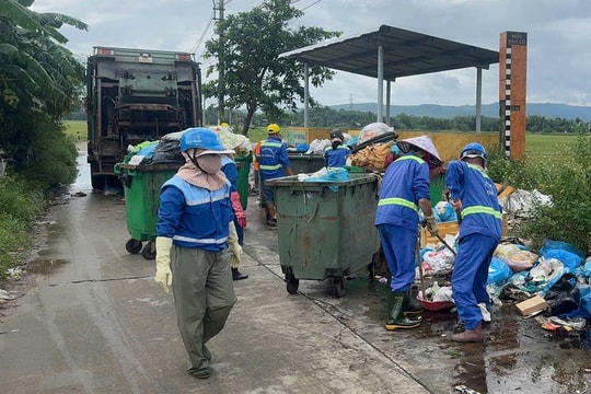 Bảo vệ môi trường, không lợi dụng mưa, bão để xả thải trái phép