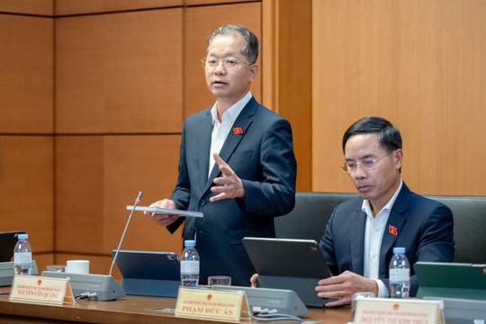 Thảo luận Dự án Luật Viên chức (sửa đổi): Cần có hình thức thi tuyển, xét tuyển viên chức phù hợp với thực tế