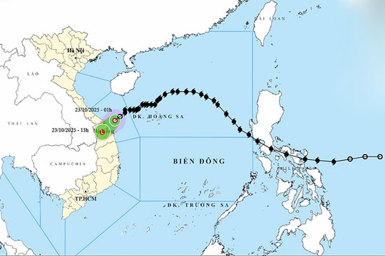 Bão số 12 suy yếu thành áp thấp nhiệt đới, Trung Bộ tiếp tục mưa lớn