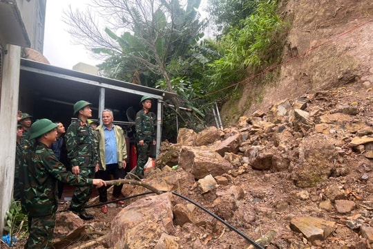 Bộ Chỉ huy Quân sự thành phố kiểm tra các vị trí sạt lở do mưa, bão