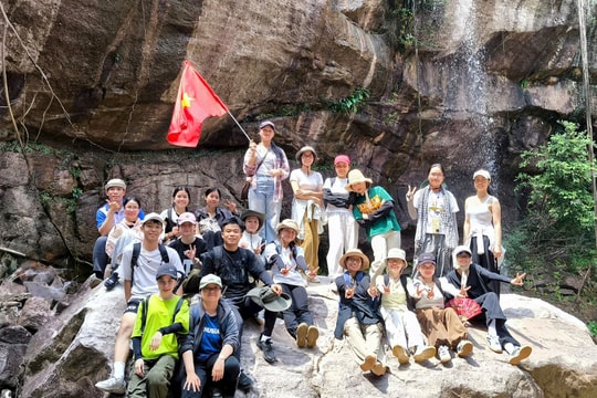 Trekking mùa mưa: khi đam mê vượt qua giới hạn an toàn