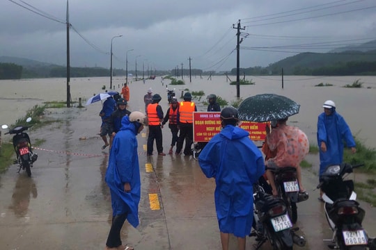 Xã Nông Sơn di dời khẩn cấp hơn 40 hộ dân đến nơi an toàn