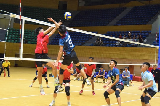 Đội Trẻ Đà Nẵng tranh tài giải bóng chuyền hạng A
