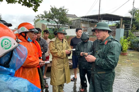 Lãnh đạo Quân khu 5 kiểm tra, chỉ đạo ứng phó mưa lũ tại Đà Nẵng