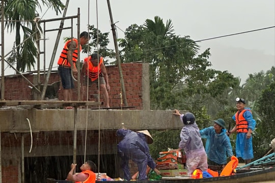 Xã Tam Xuân, Lãnh Ngọc di dời hàng trăm hộ dân vùng ngập lụt