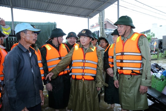 Khắc phục hậu quả mưa lũ khu vực Trung Bộ với tinh thần khẩn trương nhất, quyết liệt nhất, hiệu quả nhất