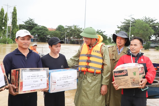 Đà Nẵng chi 200 tỷ đồng khắc phục hậu quả thiên tai, hỗ trợ người dân ổn định cuộc sống