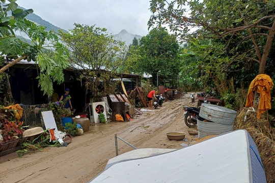 Thượng Đức gian nan tái thiết khi lũ chồng lũ