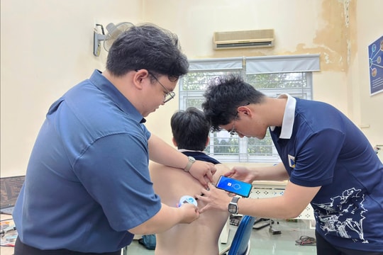 Sinh viên Đại học Đà Nẵng sáng tạo thiết bị hỗ trợ bác sĩ chẩn đoán bệnh phổi