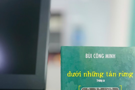 Người trả nợ giùm tôi