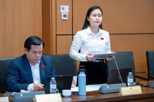 Quốc hội thảo luận dự án Luật Thương mại điện tử: Cần quy định rõ biện pháp kiểm soát, ngăn chặn vi phạm trong livestream bán hàng