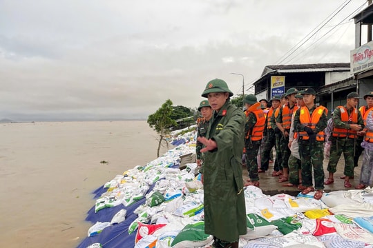 Bộ Chỉ huy Quân sự thành phố Đà Nẵng lập sở chỉ huy tiền phương khắc phục sự cố sạt lở kè An Lương