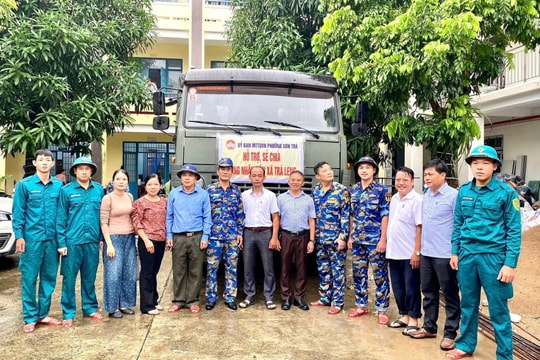 Phường Sơn Trà hỗ trợ hơn 5 tấn hàng hóa cho người dân xã Trà Leng