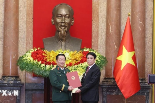 Ông Nguyễn Trọng Nghĩa giữ chức Chủ nhiệm Tổng cục Chính trị, thăng quân hàm Đại tướng