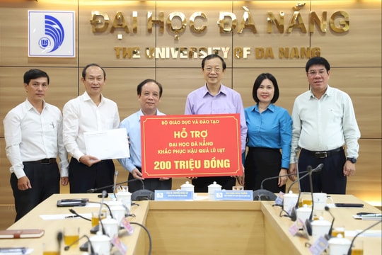 Đại học Đà Nẵng chủ động thích ứng, hỗ trợ sinh viên vùng lũ kịp thời
