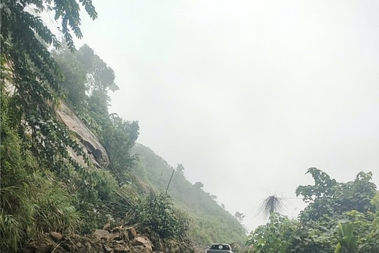 Thông xe một vệt tuyến quốc lộ 40B giáp Quảng Ngãi