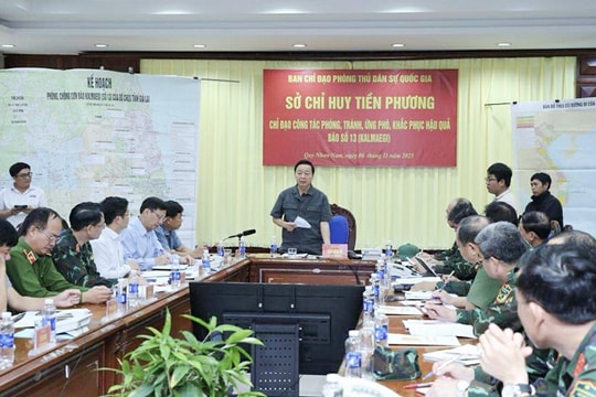 Thủ tướng Chính phủ chỉ đạo tập trung ứng phó khẩn cấp bão số 13 và mưa lũ do bão